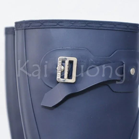 Hunter-Women's Original Short Rain Boots in Navy color - Picture 5 of 9